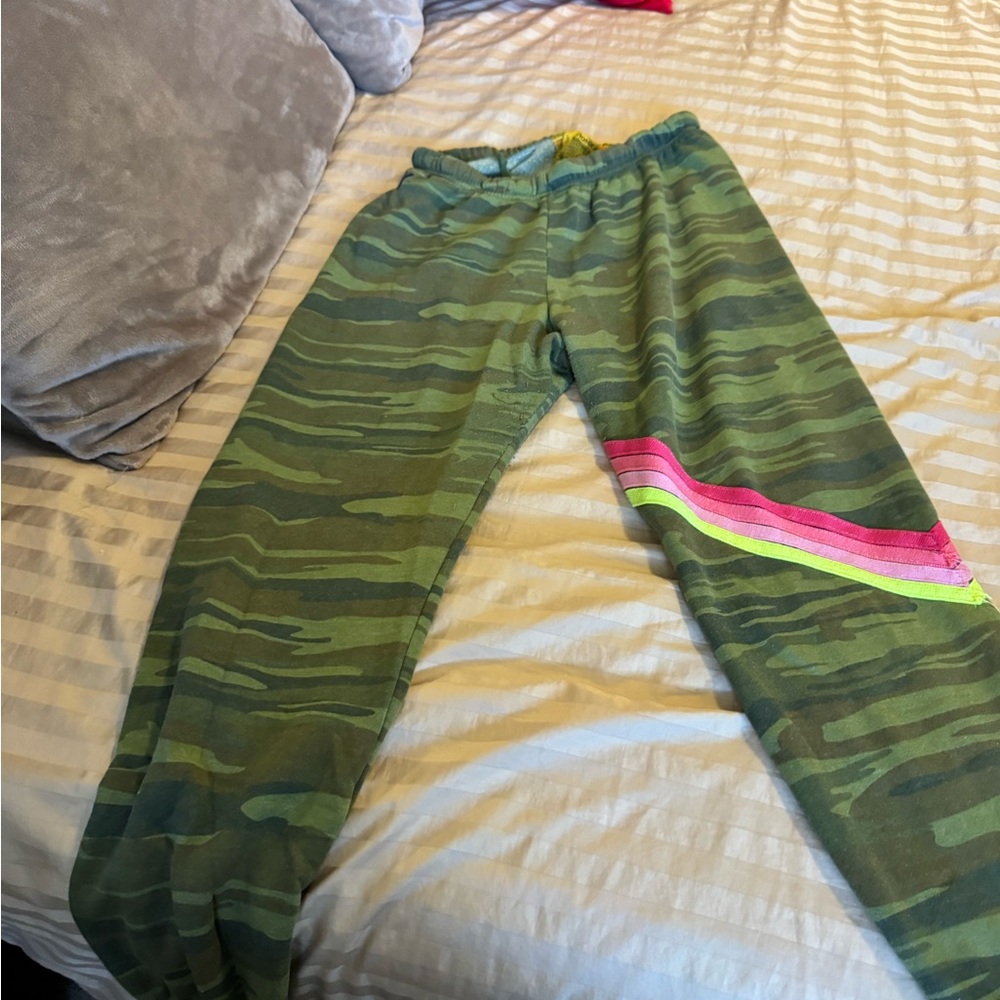 Aviator Nation camo sweatpants. Size XL.